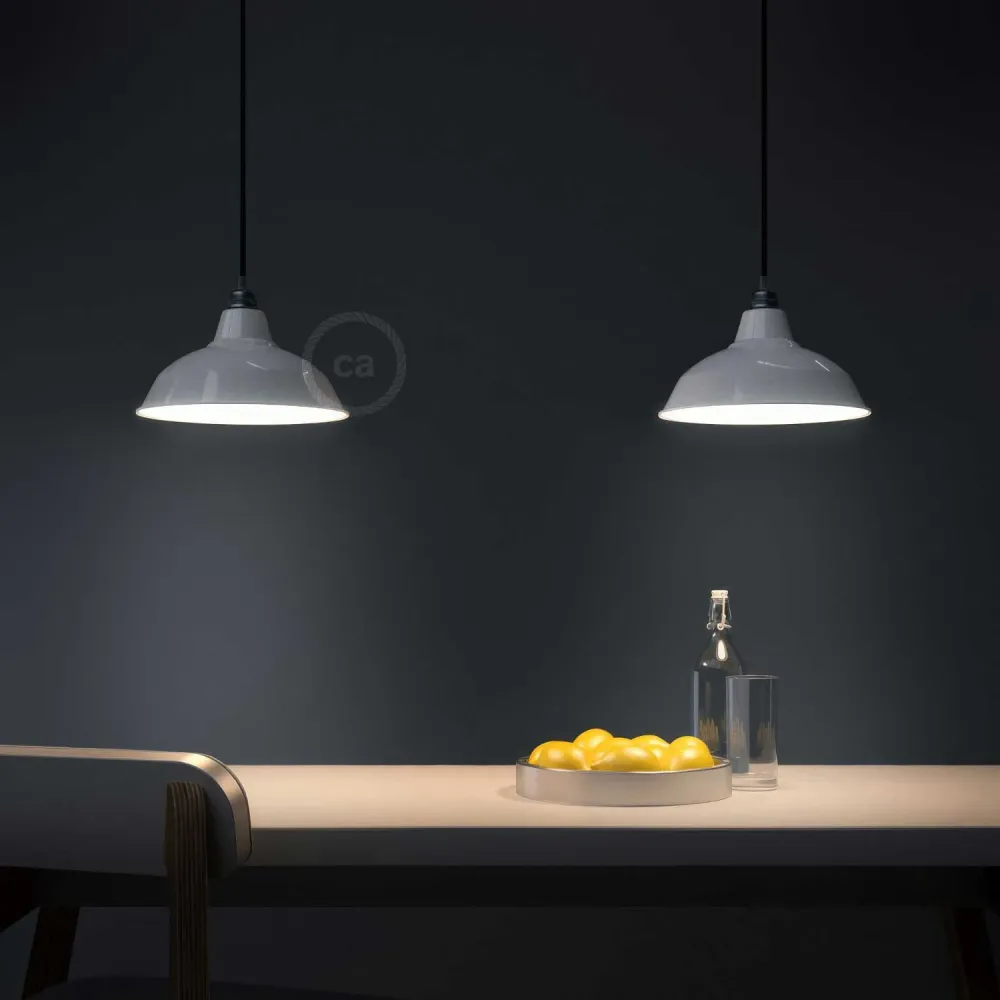 Abajur Bistrot em metal esmaltado com casquilho E27, diâmetro 30 cm - Branco