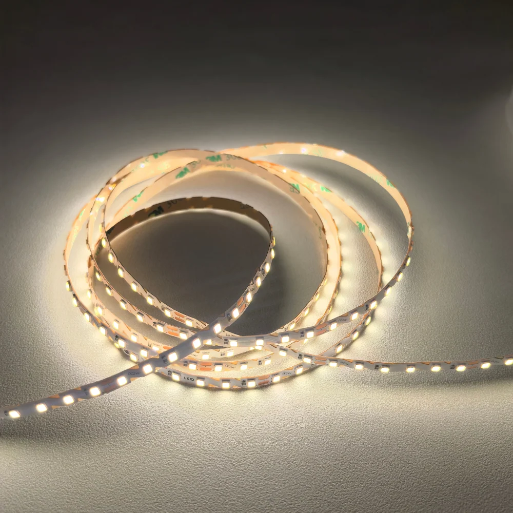 FITA LED FLEXÍVEL 24V 2835-120S 1300LM/M 5M/ROLO 6MM IP20 LED7 com Suspensão Ajustável