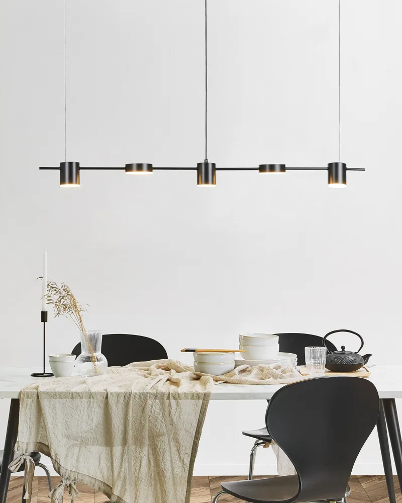 Candeeiro de teto preto com LED integrado SESTRA