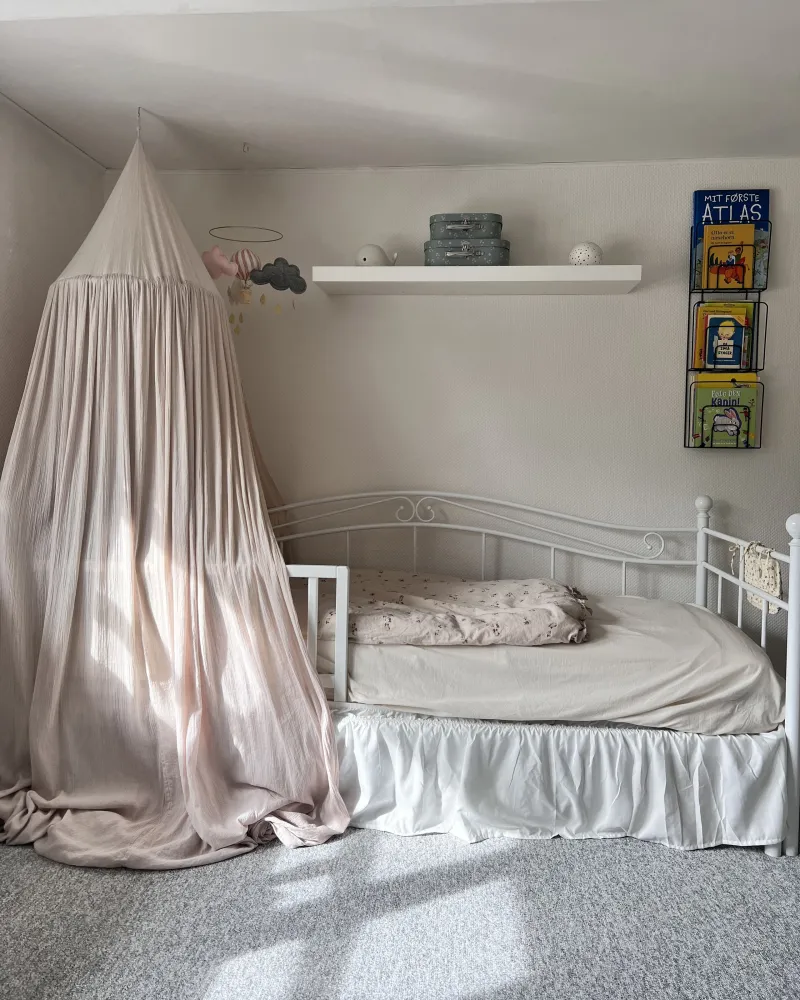 EU Single to King Size Daybed White TULLE