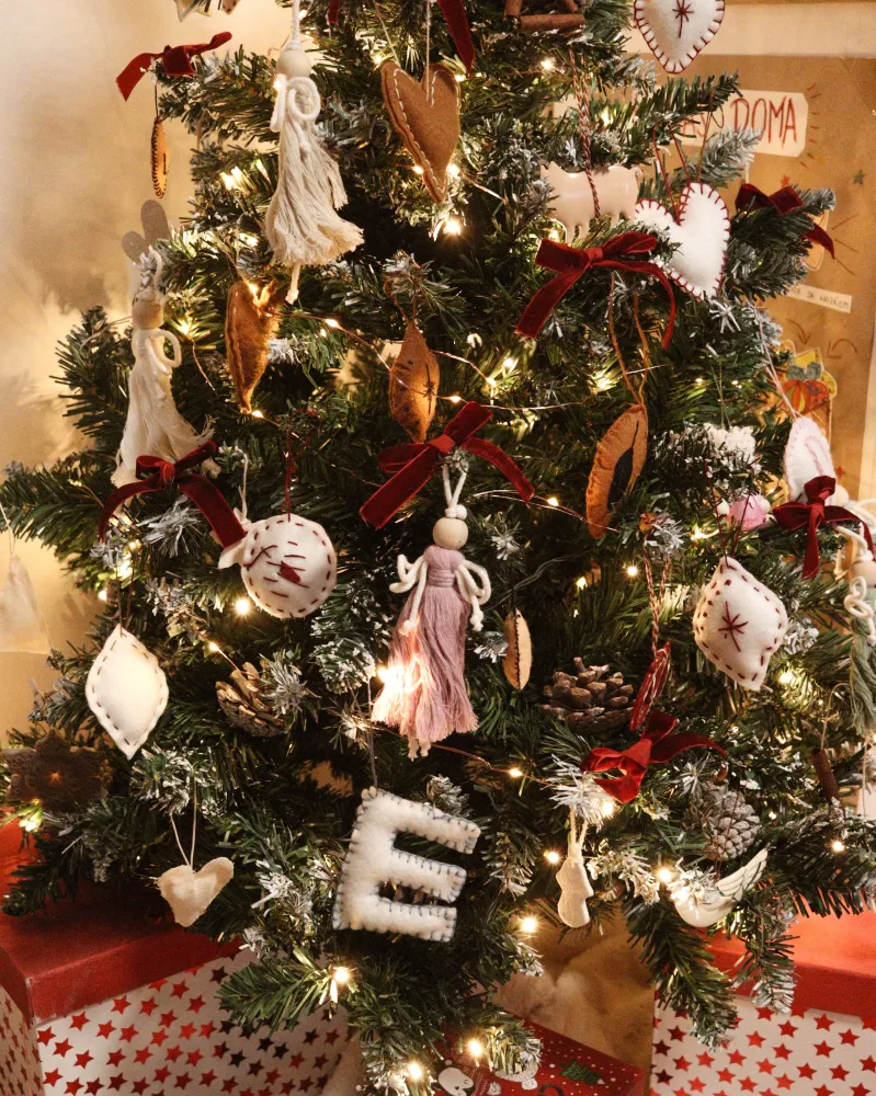 Árvore de natal pré-Iluminada 120 cm verde PALOMAR Cor Branca Fria 6000K