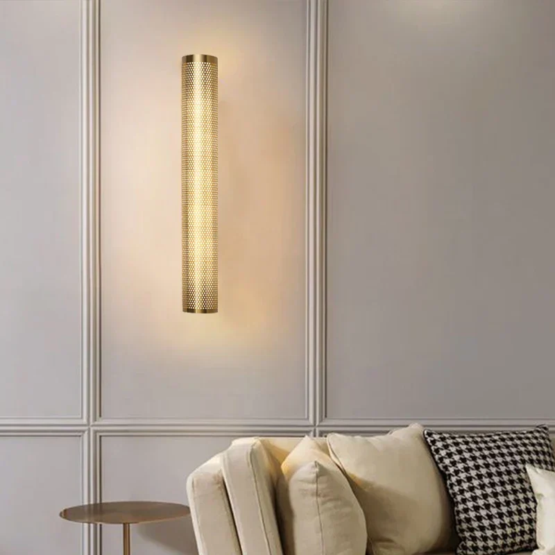 AntiqueGlow - Candeeiro de Parede LED Antigo em Latão – Iluminação Clássica