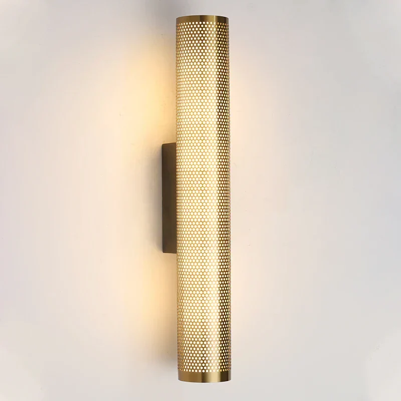 AntiqueGlow - Candeeiro de Parede LED Antigo em Latão – Iluminação Clássica