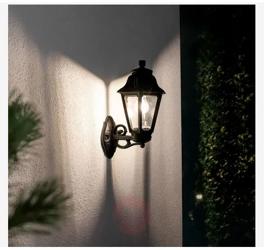 Aplique Exterior Bisso/Anna Preto E-27 Fumagalli
