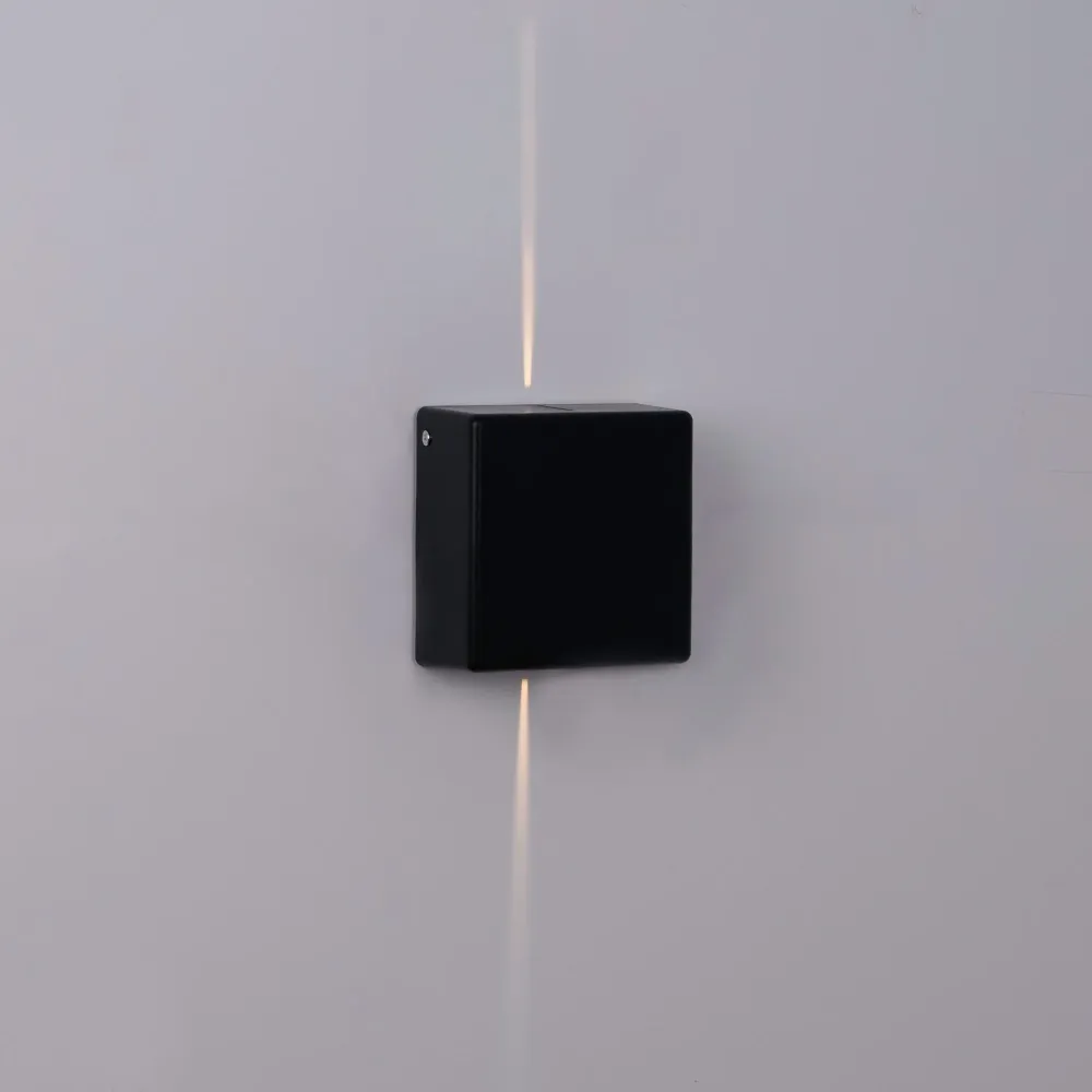Aplique de parede quadrado LED para exterior "Karen 2" - 3W - IP54 - Saída de luz dupla face