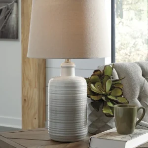 Marnina Ceramic Table Lamp (2/CN) Ashley Furniture