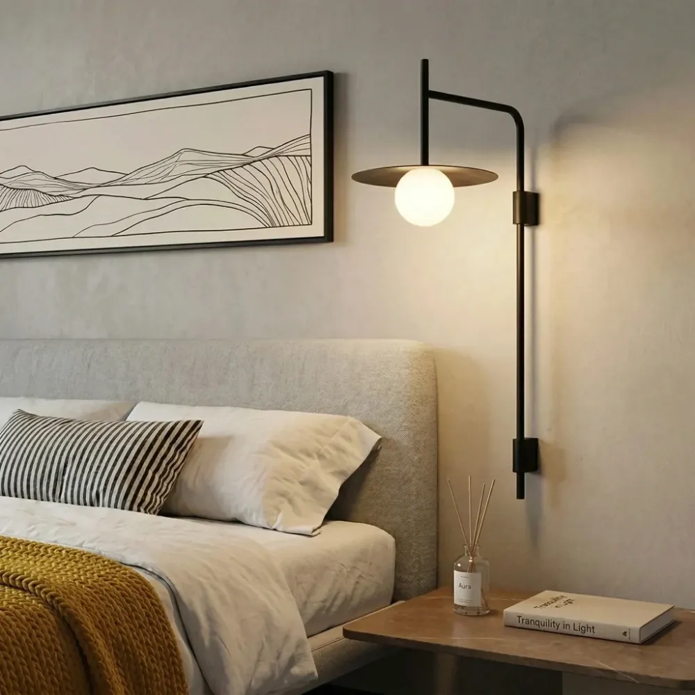 Aplique de Parede Minimalista Delphine com Braço Oscilante Branco At Ease Home Life