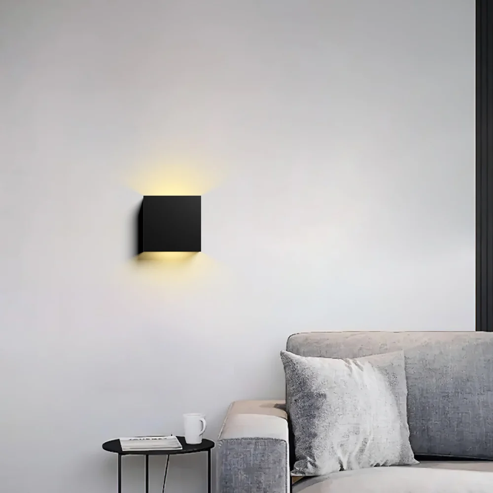 Applique de parede cubo Marah para cima e para baixo At Ease Home Life