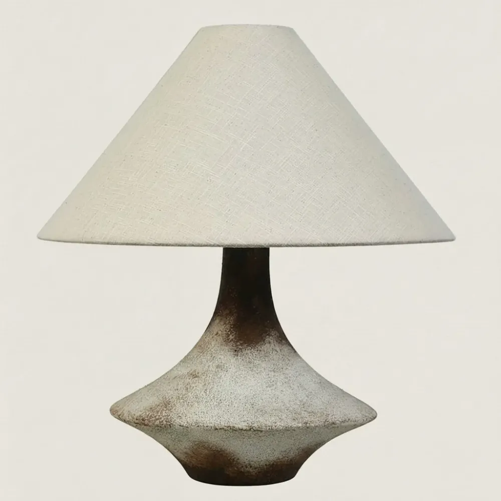 Candeeiro de Mesa em Tecido Nieve Vintage com Base Curva At Ease Home Life