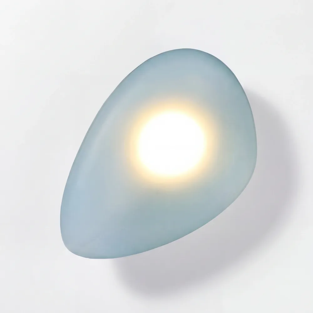 Candeeiro de Parede Baldur com Vidro de Cascalho Colorido At Ease Home Life