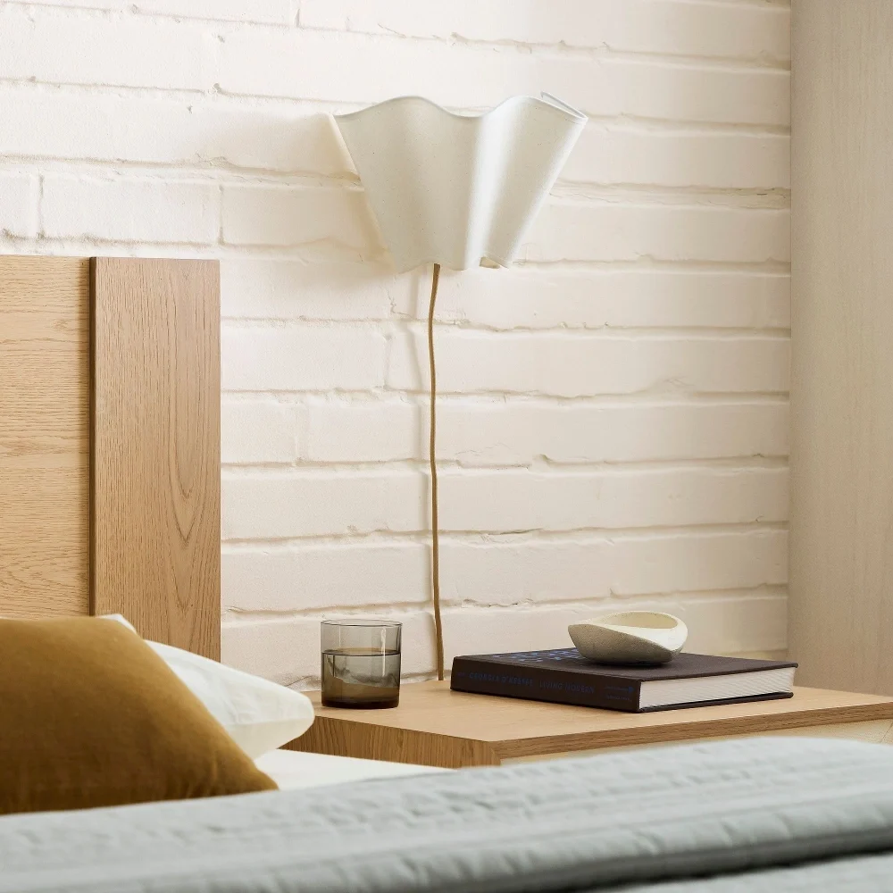 Candeeiro de Parede em Linho Floral Marfim Moderno Issac At Ease Home Life