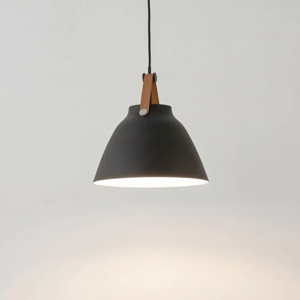 Lâmpada de Pendurar de Metal Ajustável com Alç de Couro Zorya Deco At Ease Home Life