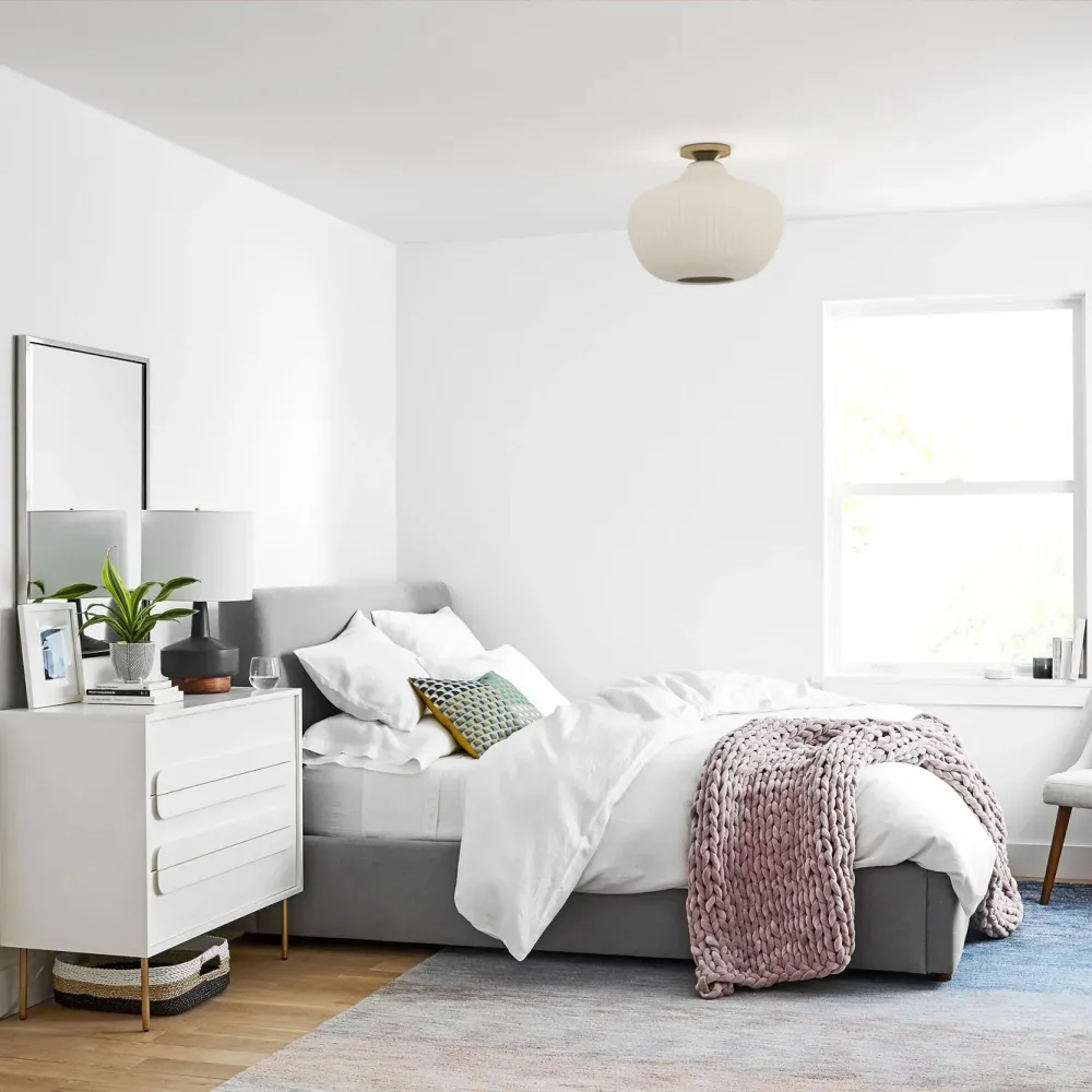 Luz de Teto Embutida Beckett Moderna com Vidro Estriado Escultural At Ease Home Life