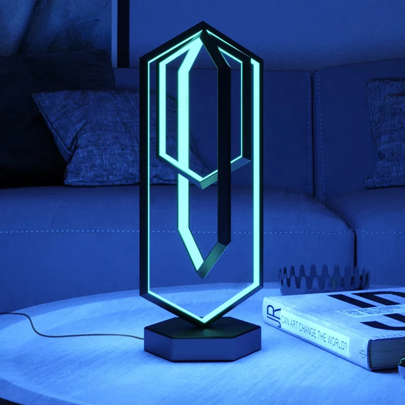Candeeiro de mesa geométrico com iluminação LED inteligente