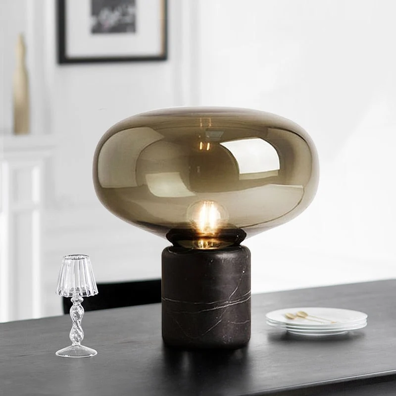 Candeeiro de Mesa Poseidon Retro - Charme Clássico e Design Moderno