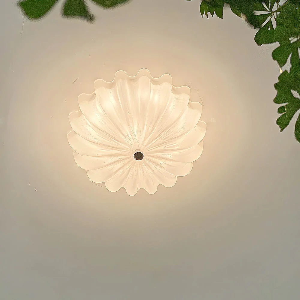 Elegante Candeeiro de Teto em Vidro Branco