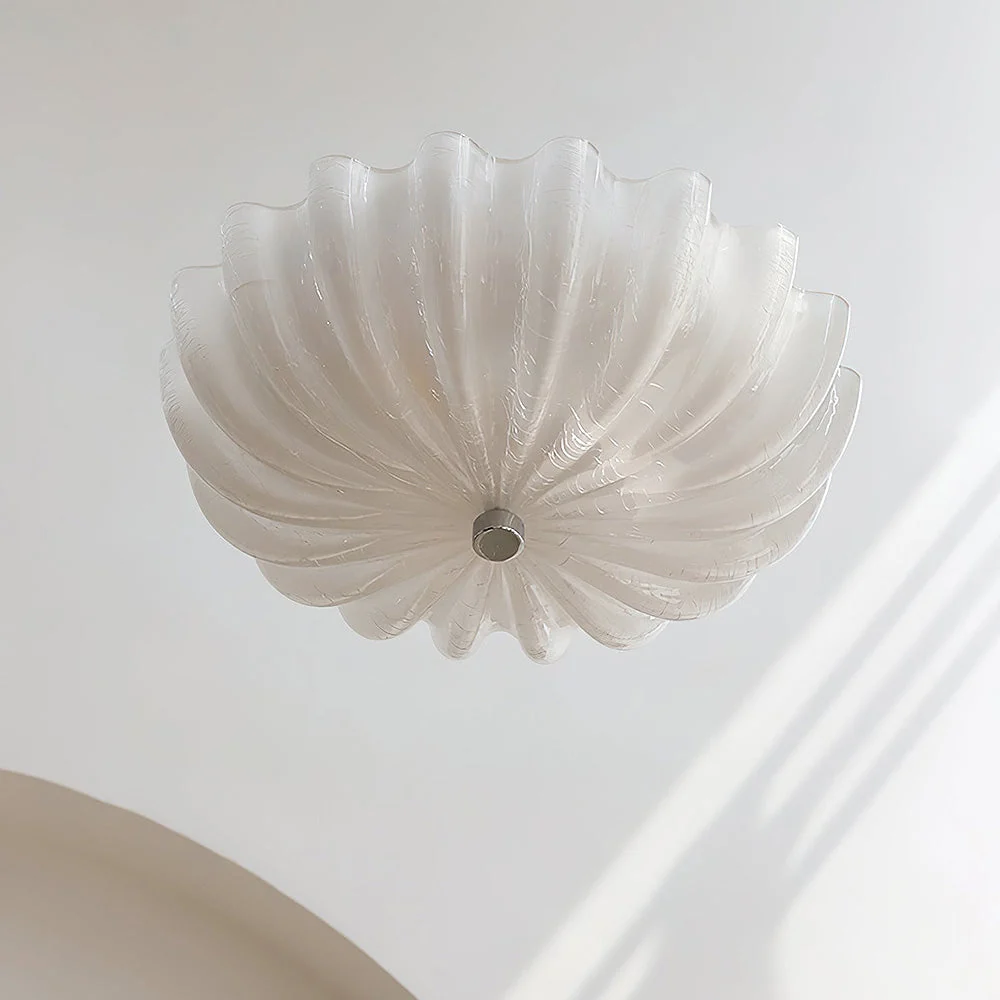 Elegante Candeeiro de Teto em Vidro Branco