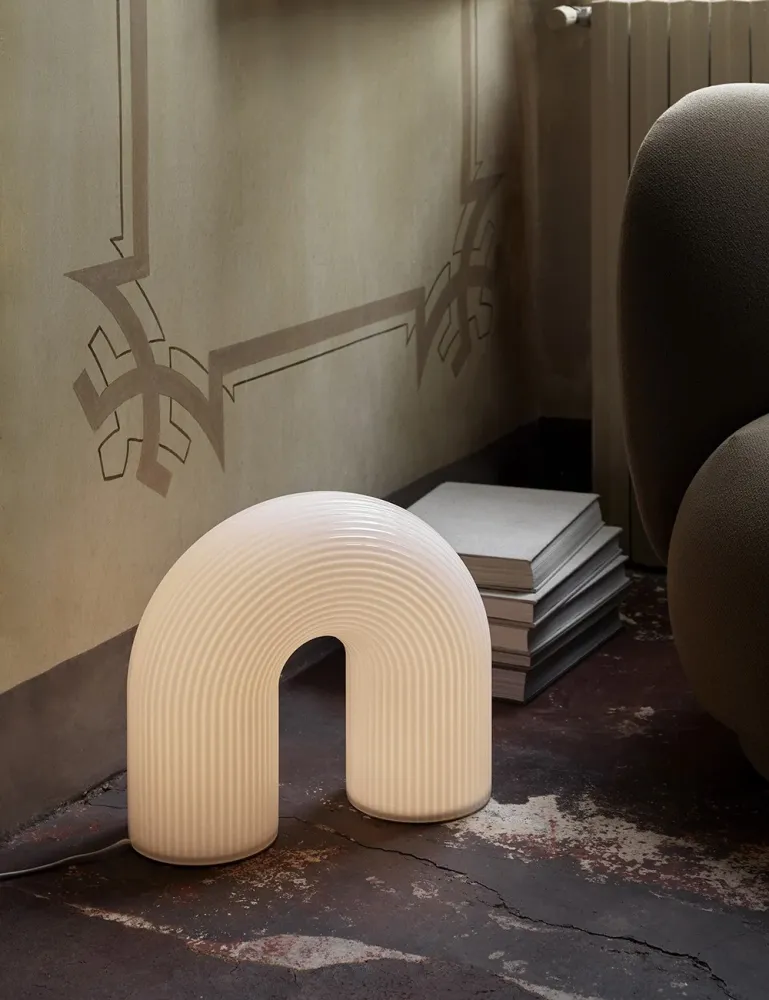 CANDEEIRO PISO VUELTA Ferm Living