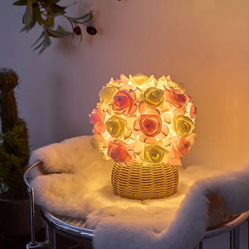 FloraGlow - Candeeiro de Mesa USB Art Déco Roos com Base Polida e Lâmpada