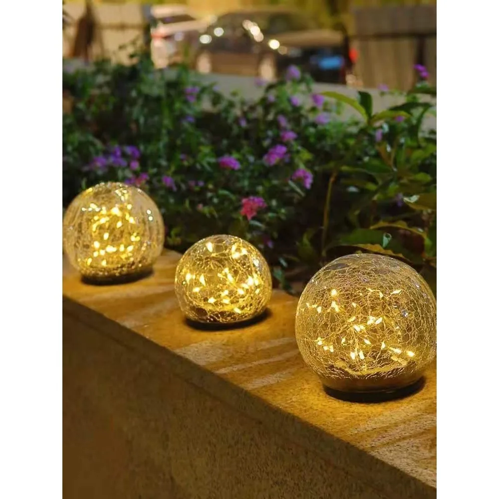 GlowSphere - Lâmpadas Solares LED para Jardim em Design de Vidro Partilhado