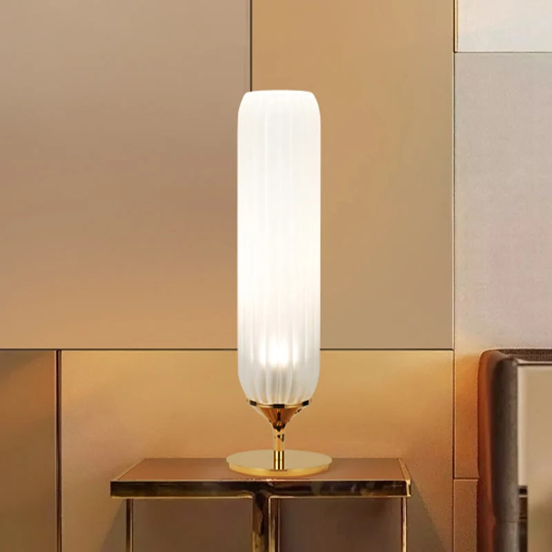 GoldCyl - Candeeiro de Mesa LED Moderno com Abajur de Vidro Riscado