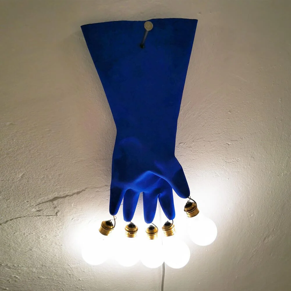 Ingo Maurer Led Wall Lamp Luzzy na parede de borracha Blue Blue
