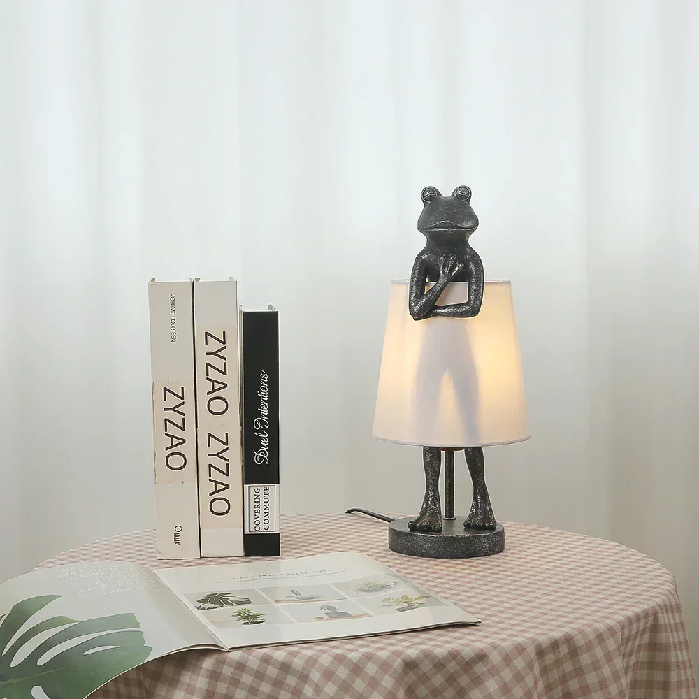 JungleGlow - Candeeiro de Mesa LED Kikker em Design Moderno para Sala de Estar e Quarto de Crianç