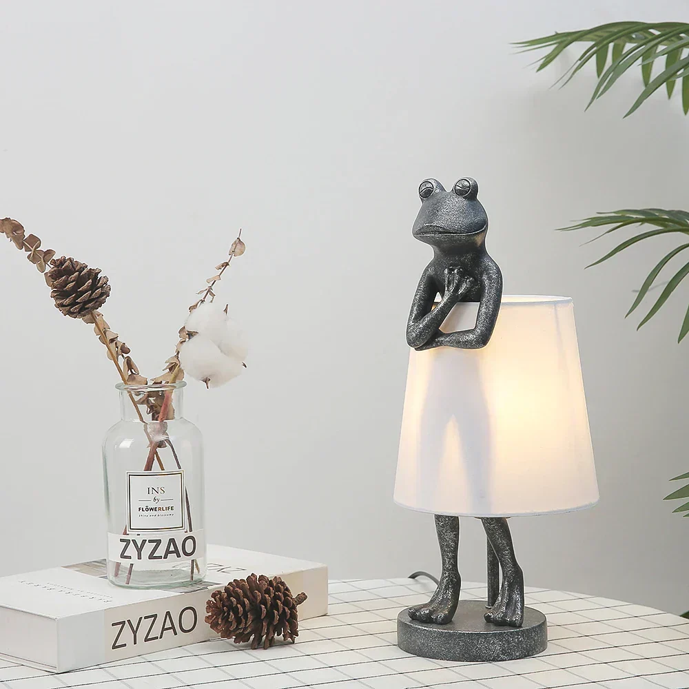 JungleGlow - Candeeiro de Mesa LED Kikker em Design Moderno para Sala de Estar e Quarto de Crianç