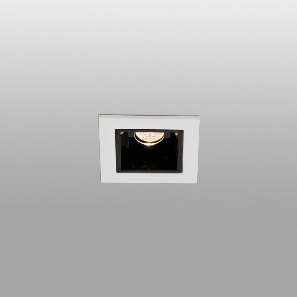 LED Built -Em Spotlight Tropa 2W 3000k Branco, Black