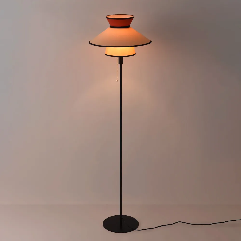 Lâmpada de pé de design "CORA" - E27