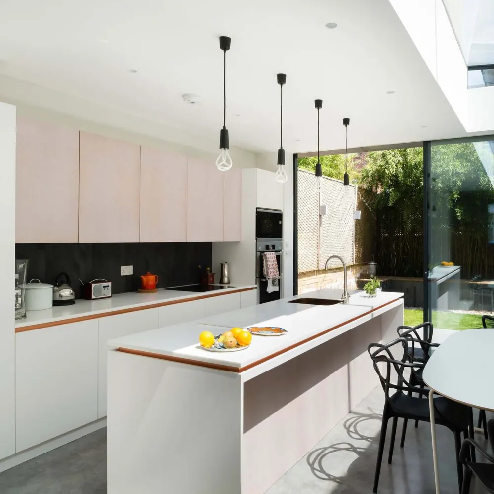 Lâmpada LED Plumen 001