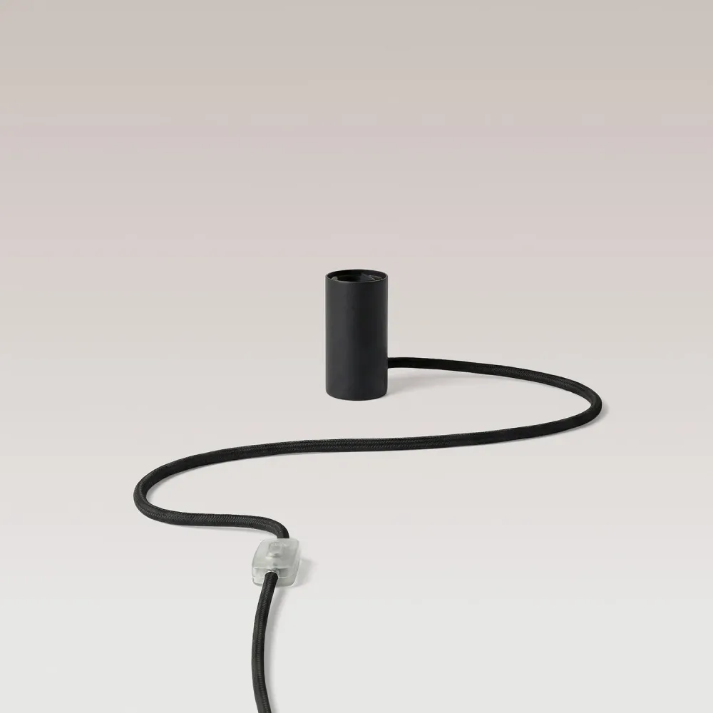 Lâmpada magnética plug- com casquilho E27 e ficha UK - Preto