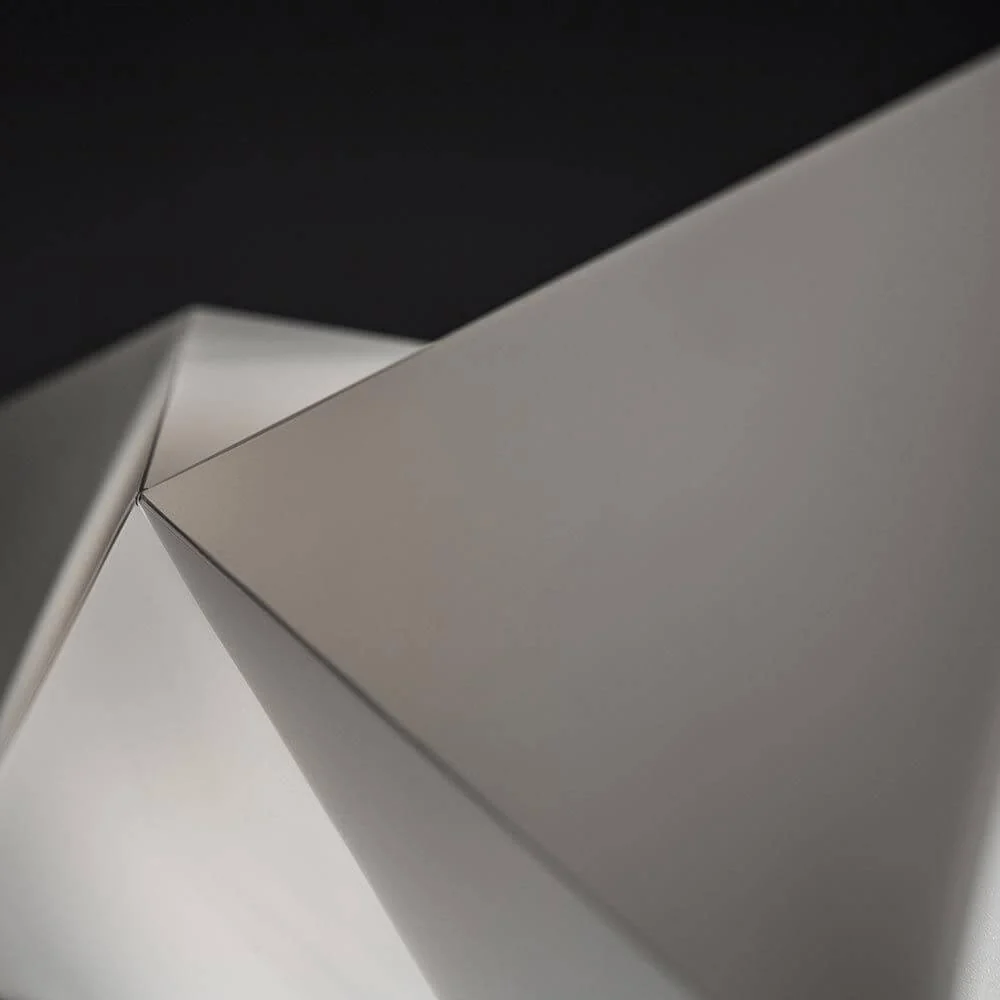 Lâmpada de mesa de mesa diamante pequeno branco