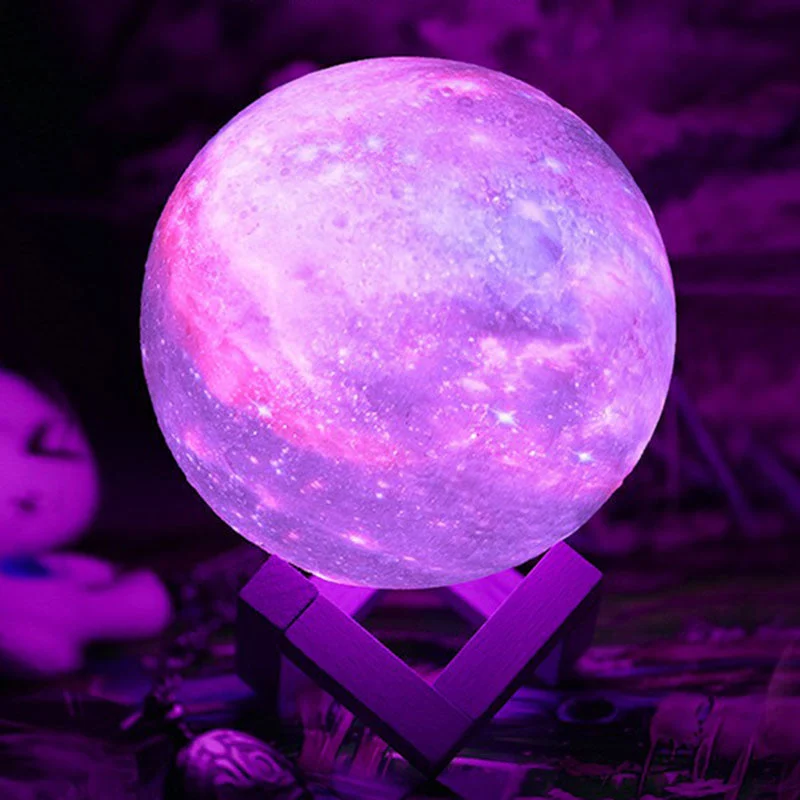 Lâmpada Noturna Esférica Roxa Galaxy - Candeeiro de Mesa LED com Base em Madeira para Crianças