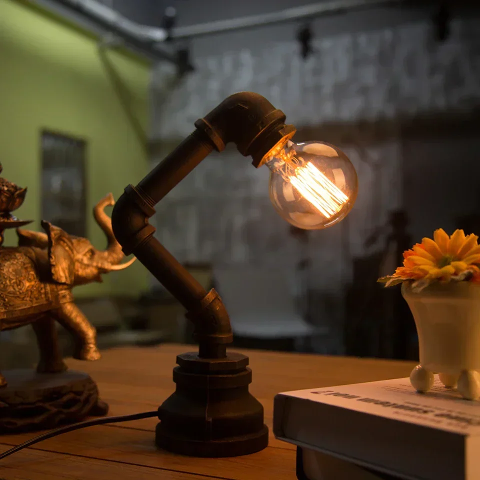LumiIron – Candeeiro de Mesa Retro Industrial em Ferro, Candeeiro Criativo de Estilo Antigo para Sótão
