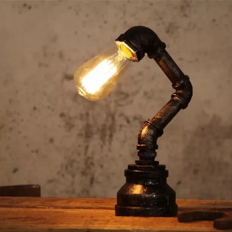LumiIron – Candeeiro de Mesa Retro Industrial em Ferro, Candeeiro Criativo de Estilo Antigo para Sótão