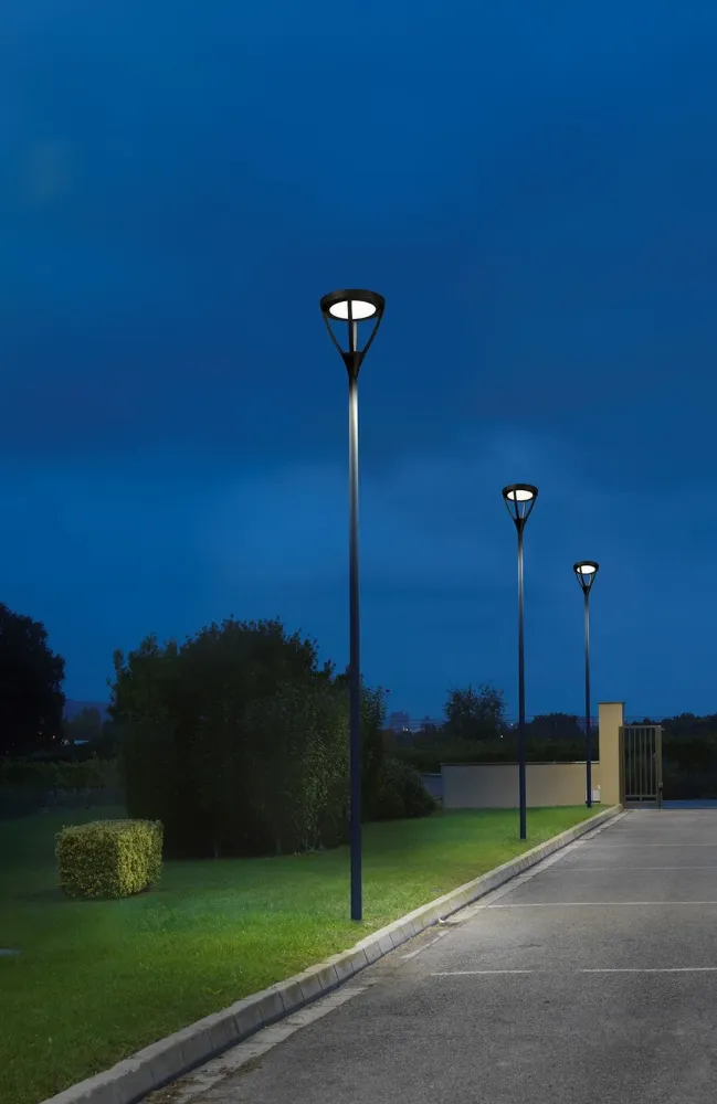 Luminária Exterior Proud LEDS C4 60-9913-Z5-CM