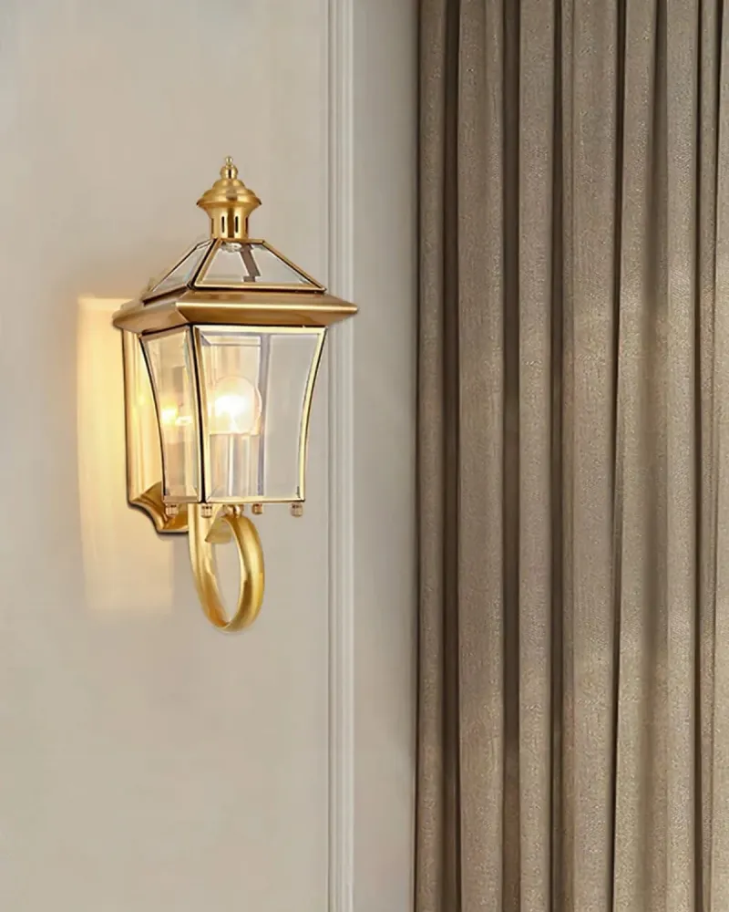 Le Lumière Dorée