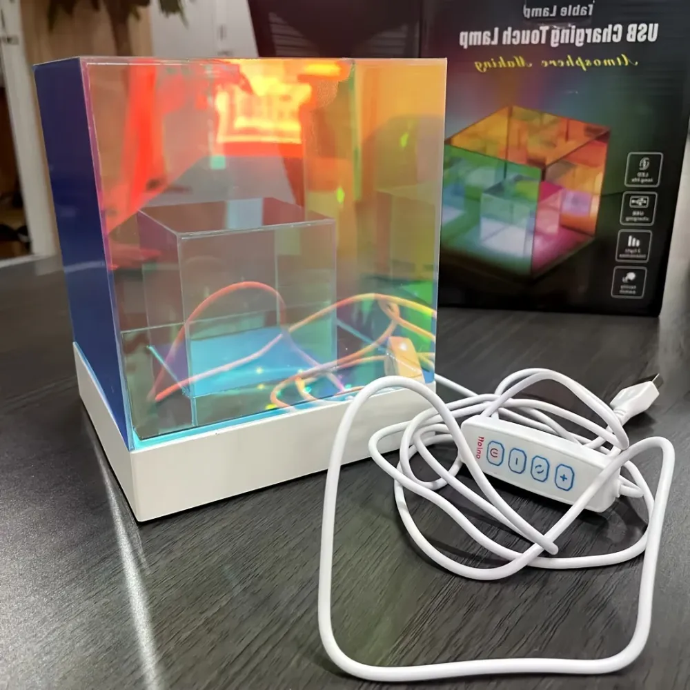 LumiSky - Candeeiro de Mesa Céu Estrelado Sonhador com Iluminação Ajustável e Design Geométrico
