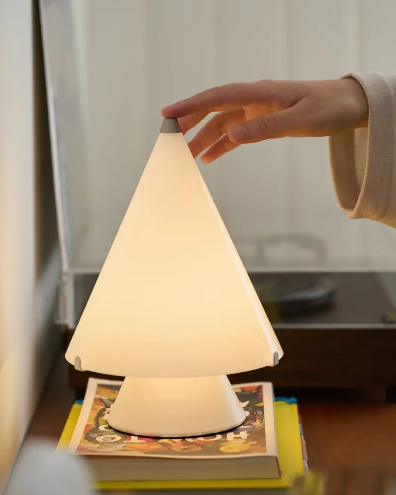 LumiStyle - Candeeiro de Mesa Moderno Recarregável