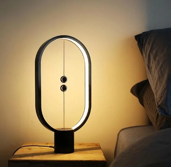 Luz Brilhante - Candeeiro de Mesa LED Versátil e Elegante