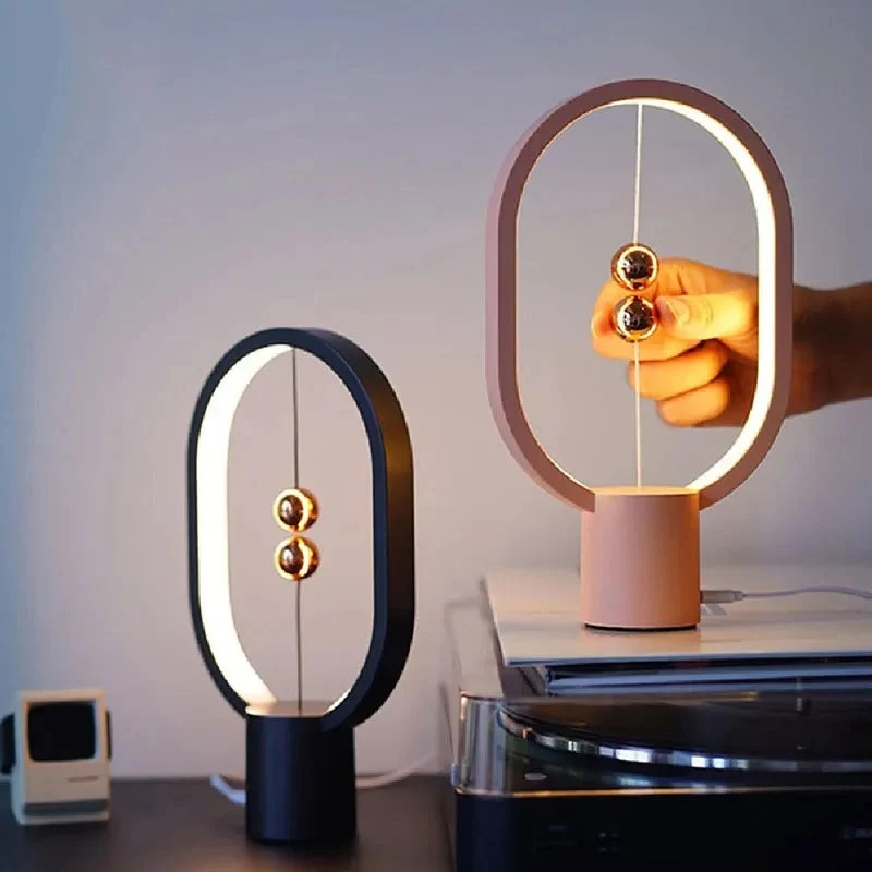 Luz Brilhante - Candeeiro de Mesa LED Versátil e Elegante