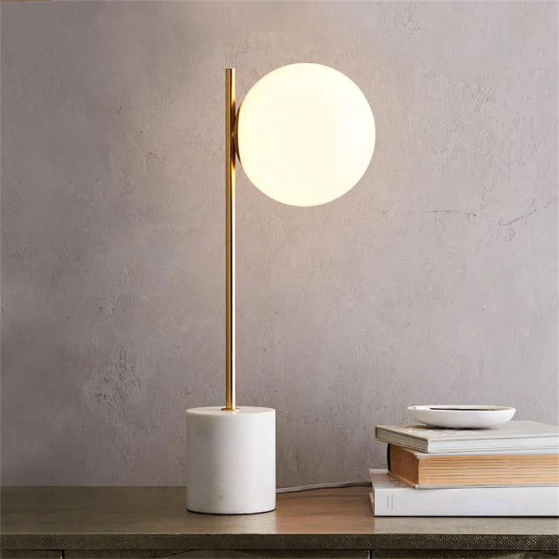 MarbleGlow - Candeeiro de Mesa Esférico Moderno com Base em Mármore