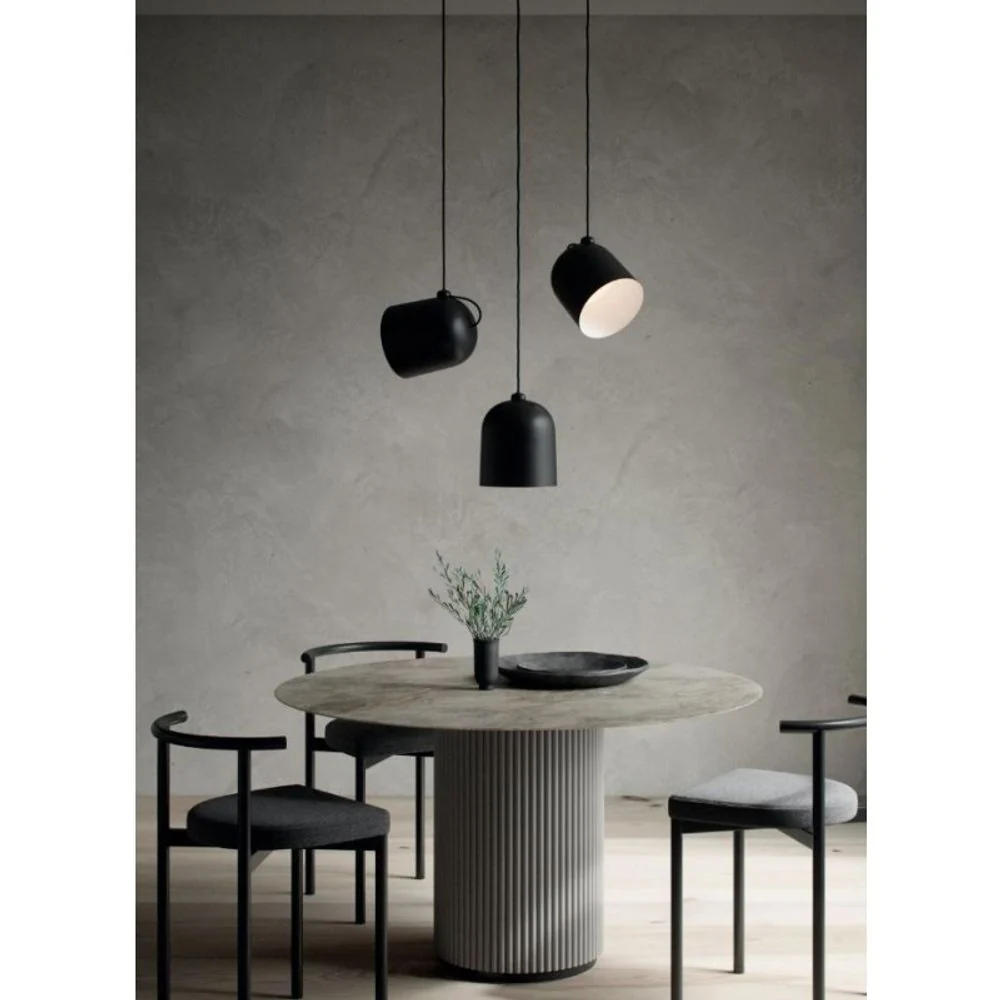 Ângulo de lâmpada pendente de LED preto