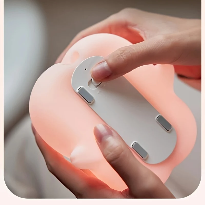 PiggyGlow - Lâmpada Noturna LED Porquinho Cor-de-Rosa Querido, Recarregável e Com Controlo Tátil