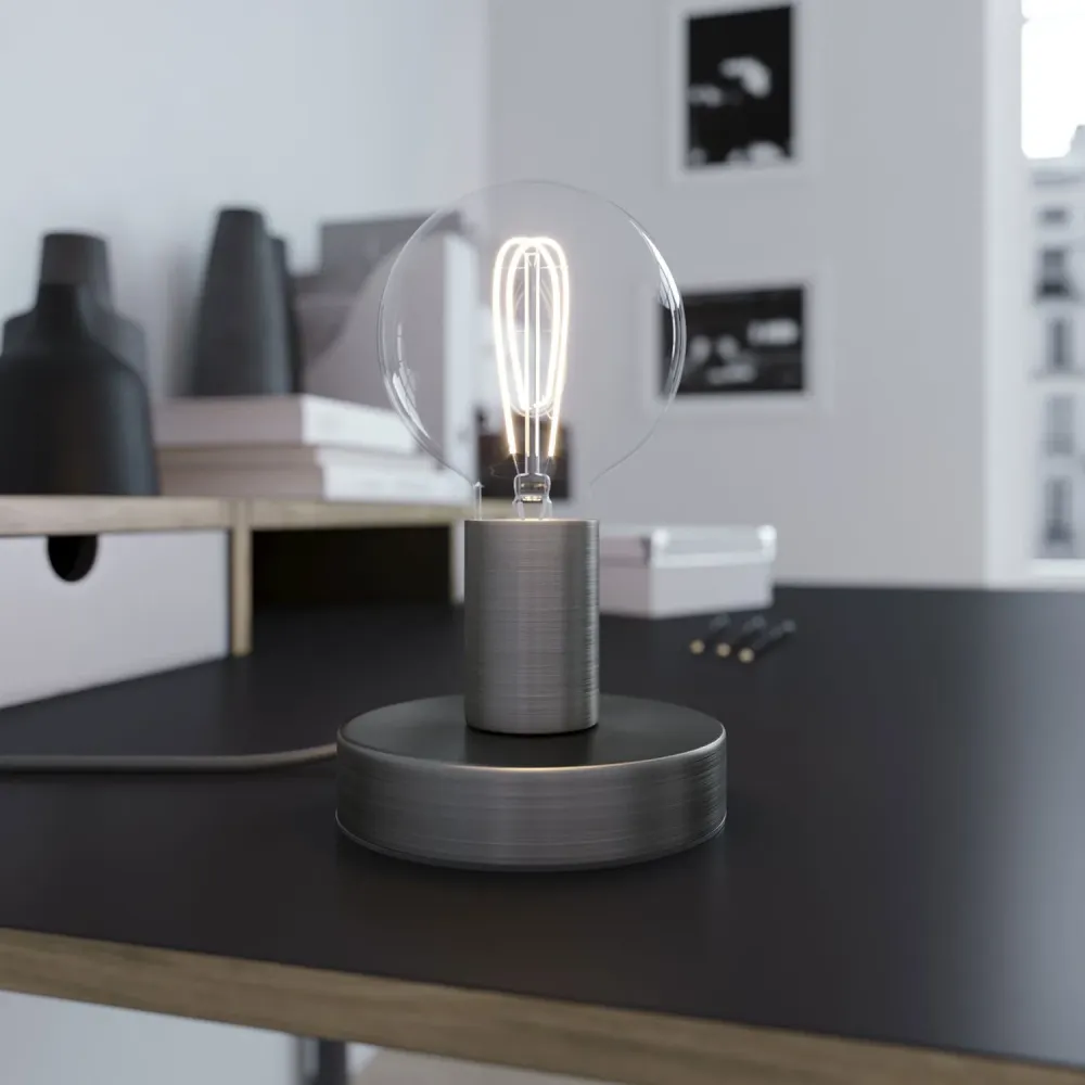 Posaluce - Lâmpada de mesa em metal e ficha UK - Titânio acetinado