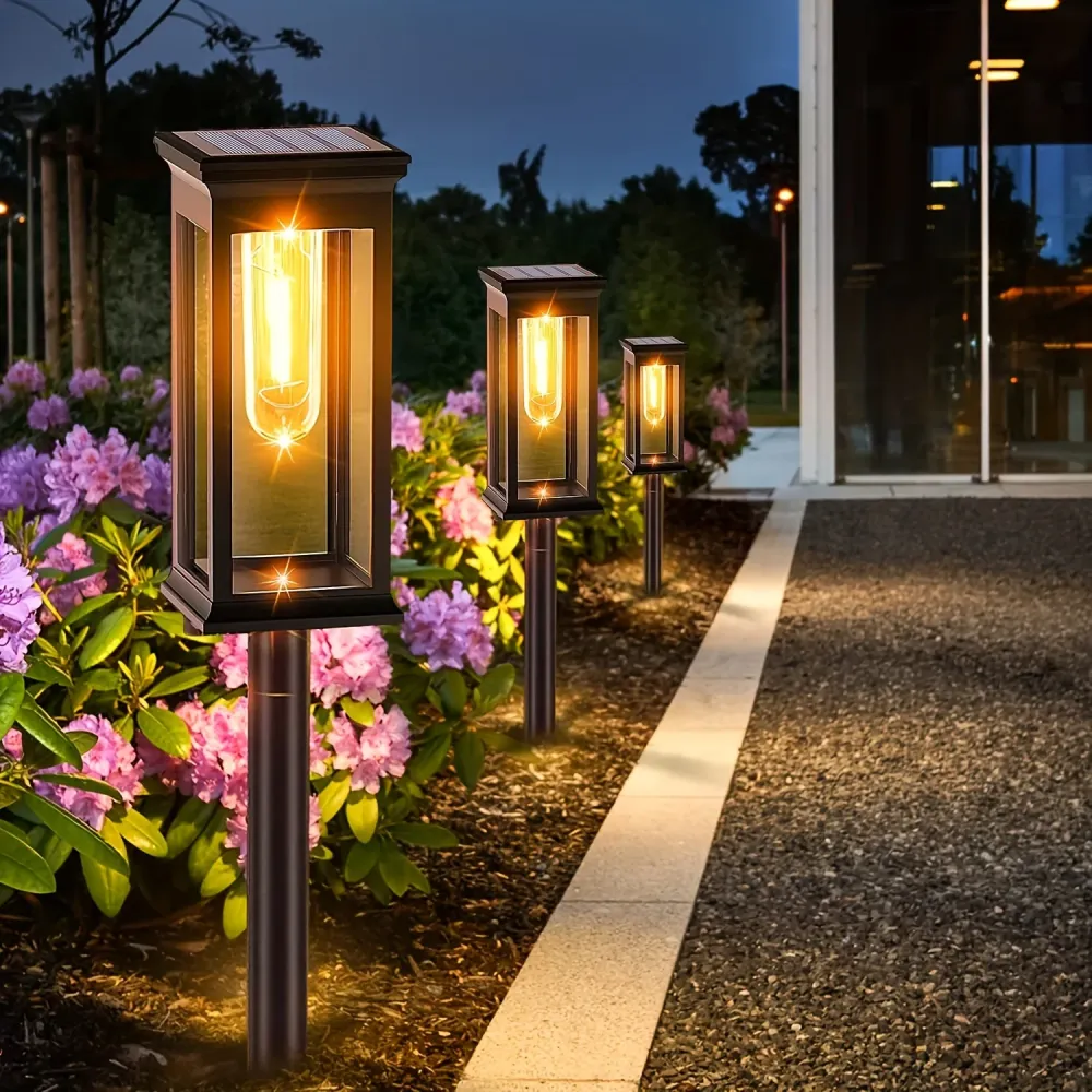 SolarLux - Conjunto de 4 Peças de Iluminação Solar para Jardim IP44 à Prova de Água