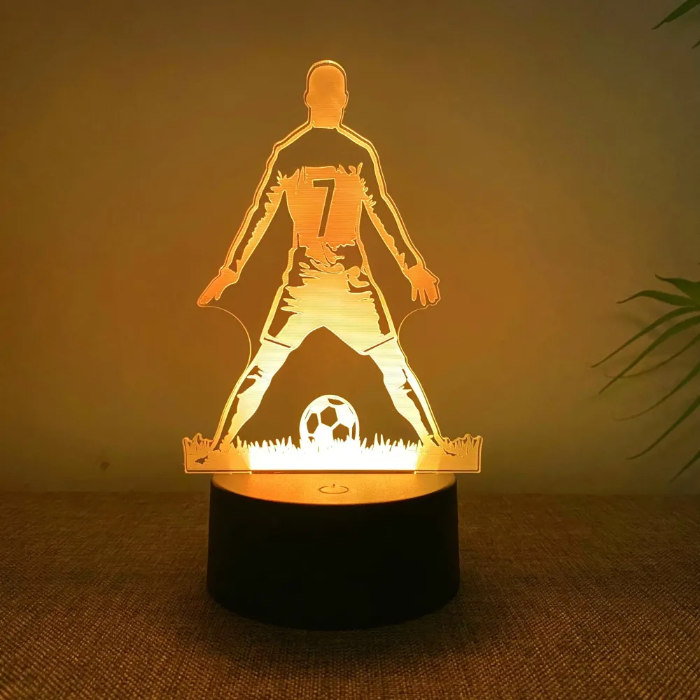SportGlow - Candeeiro Noturno LED 3D Jogador de Futebol com Mudanç de Cor