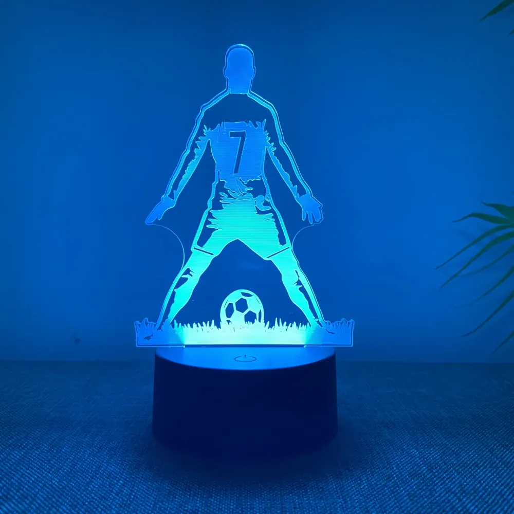 SportGlow - Candeeiro Noturno LED 3D Jogador de Futebol com Mudanç de Cor