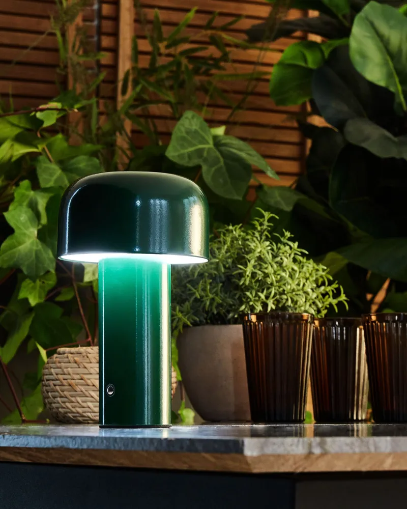 Wireless Metal Table Lamp Green BESOS